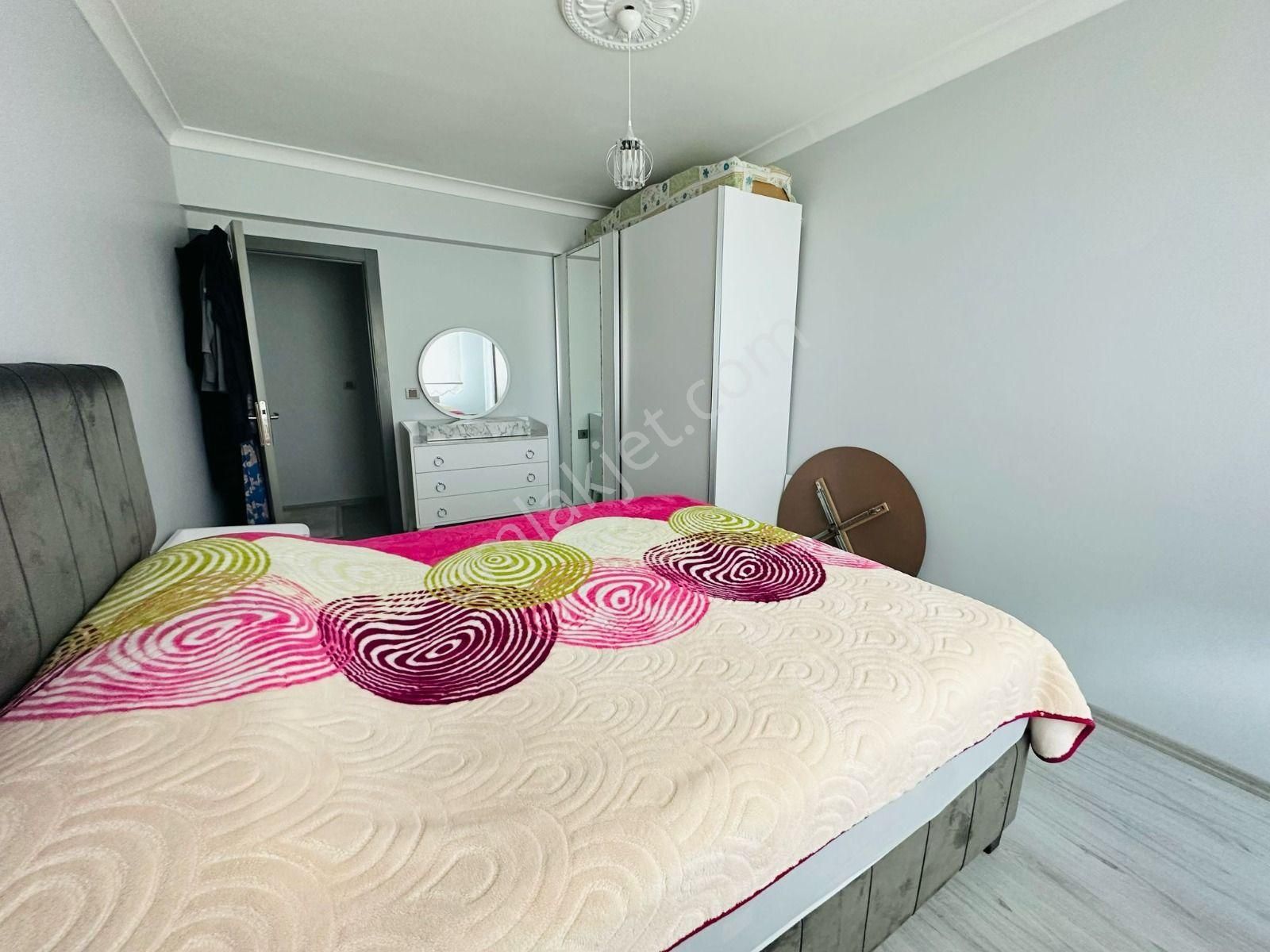 Ekin'de Yüzme Havuzu Yakınında Full Yapılı Asansörlü 3+1 Ara Kat Satılık Daire !! - Görsel 14