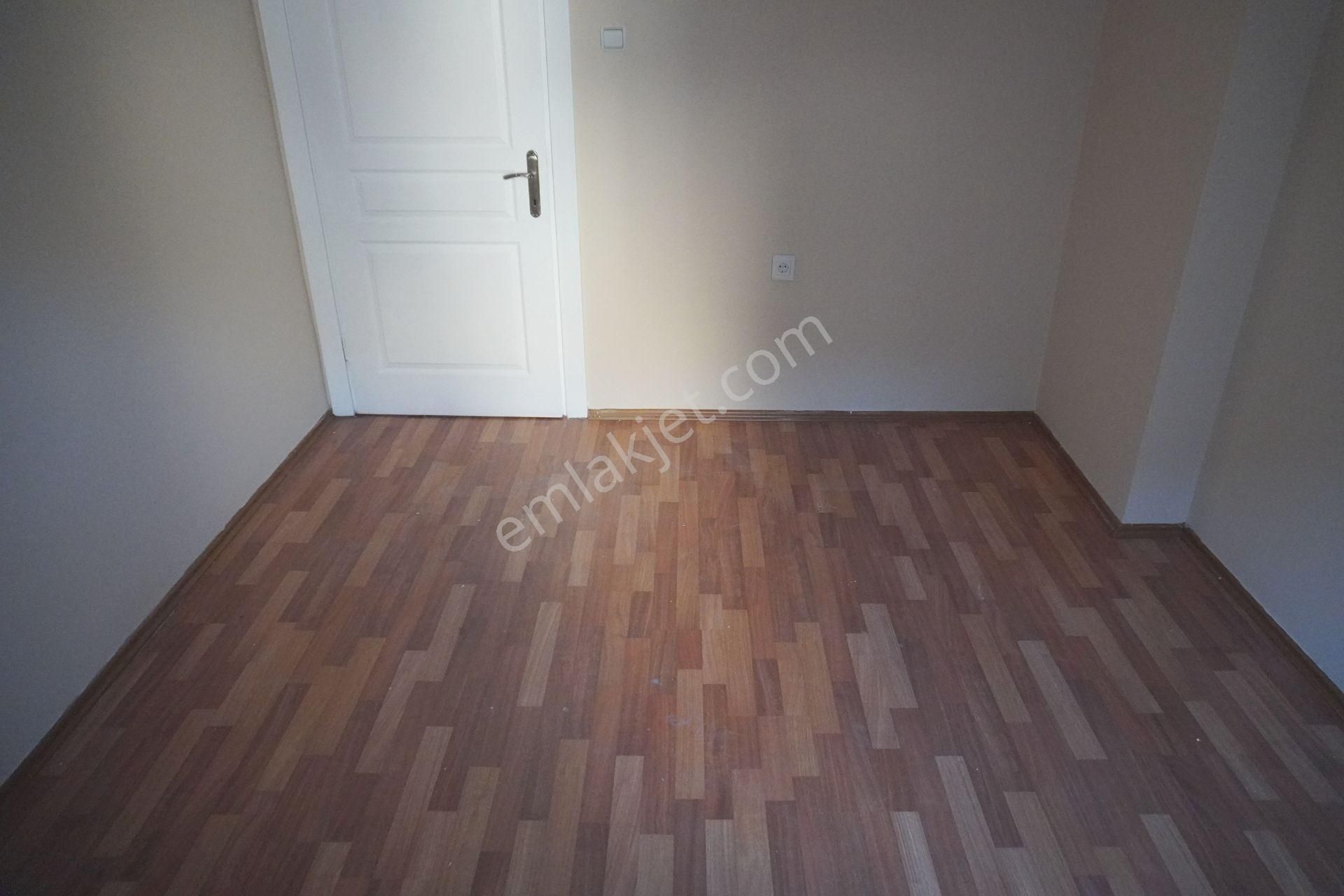 Egekent 2 De Kiralık 3+1 Doğalgazlı+balkonlu Çiğli Serkan Dan - Görsel 8