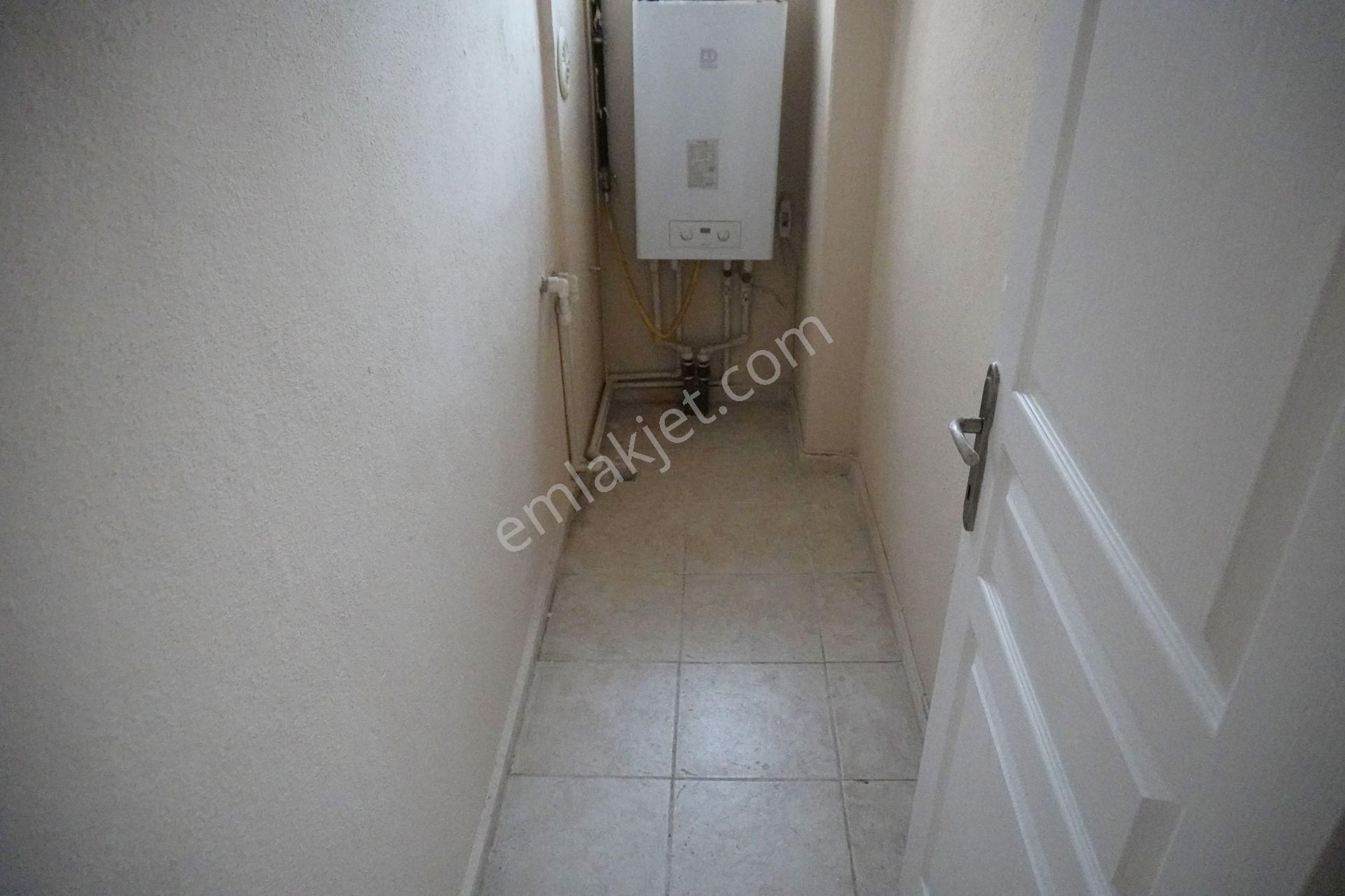 Egekent 2 De Kiralık 3+1 Doğalgazlı+balkonlu Çiğli Serkan Dan - Görsel 18