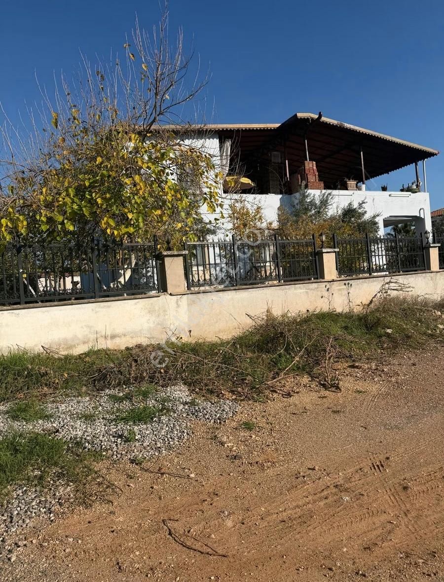 Döşemealtı Merkeze Yakın Müstakil Keyfi(ışıklı Ev)