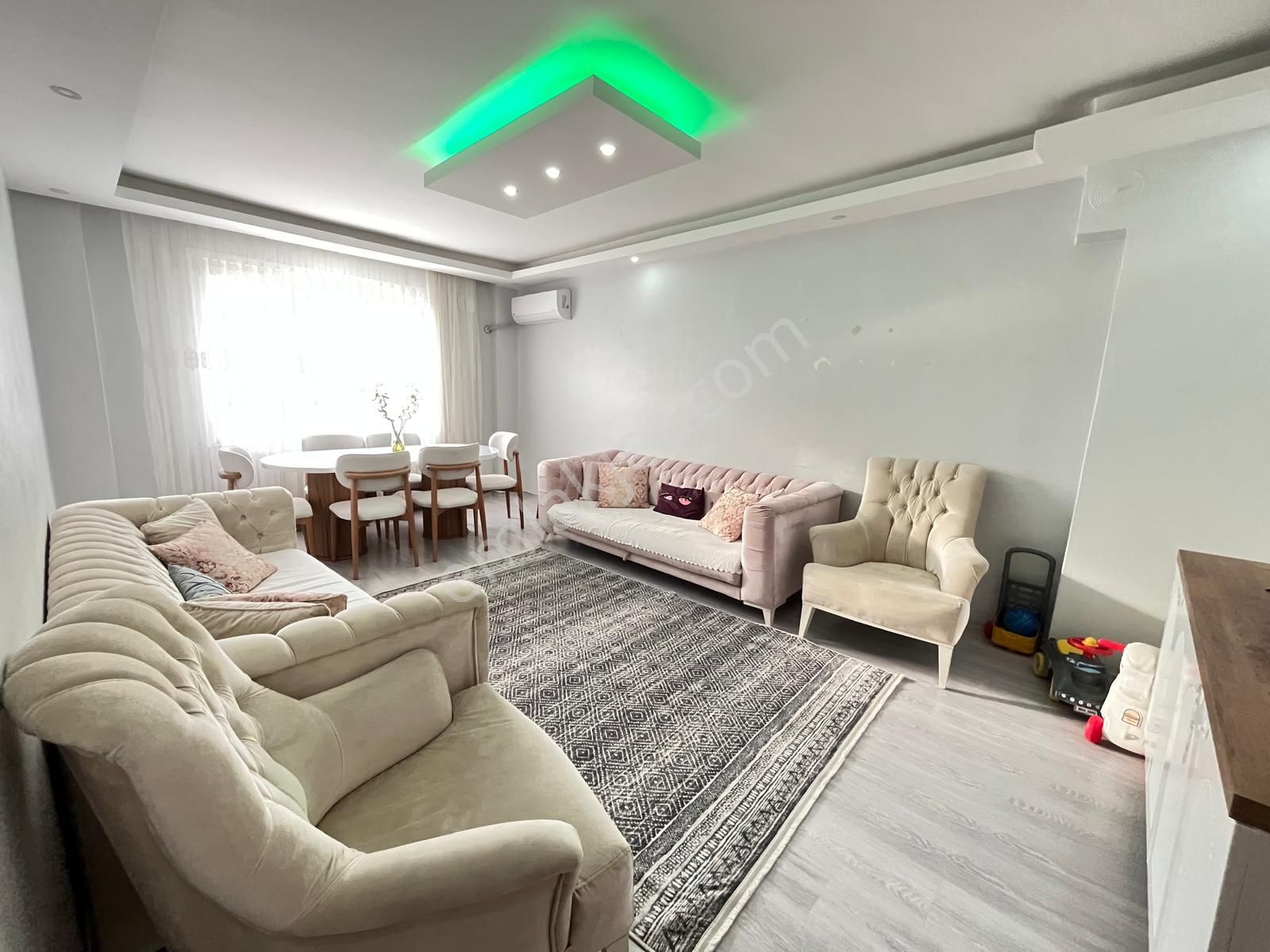 Yusuf Emlaaktan Satılık Daire Kartaltepede 4 Kattakredili - Görsel 12