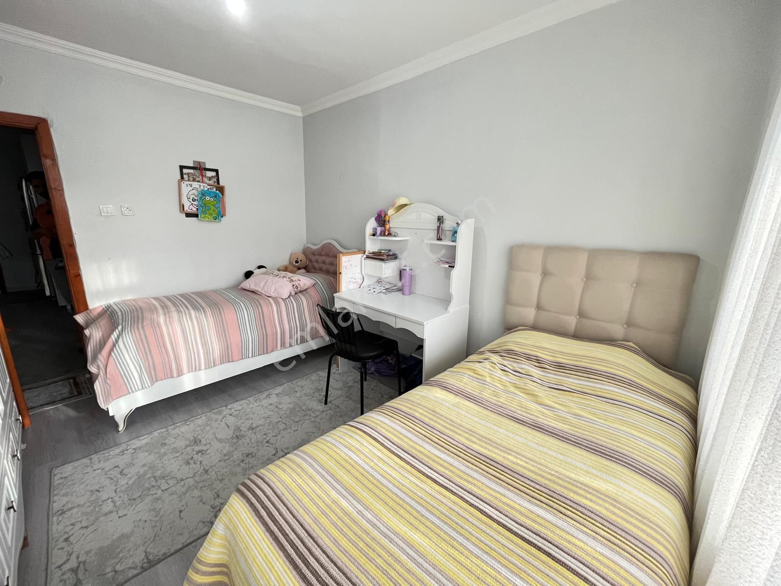 Yusuf Emlaaktan Satılık Daire Kartaltepede 4 Kattakredili - Görsel 6