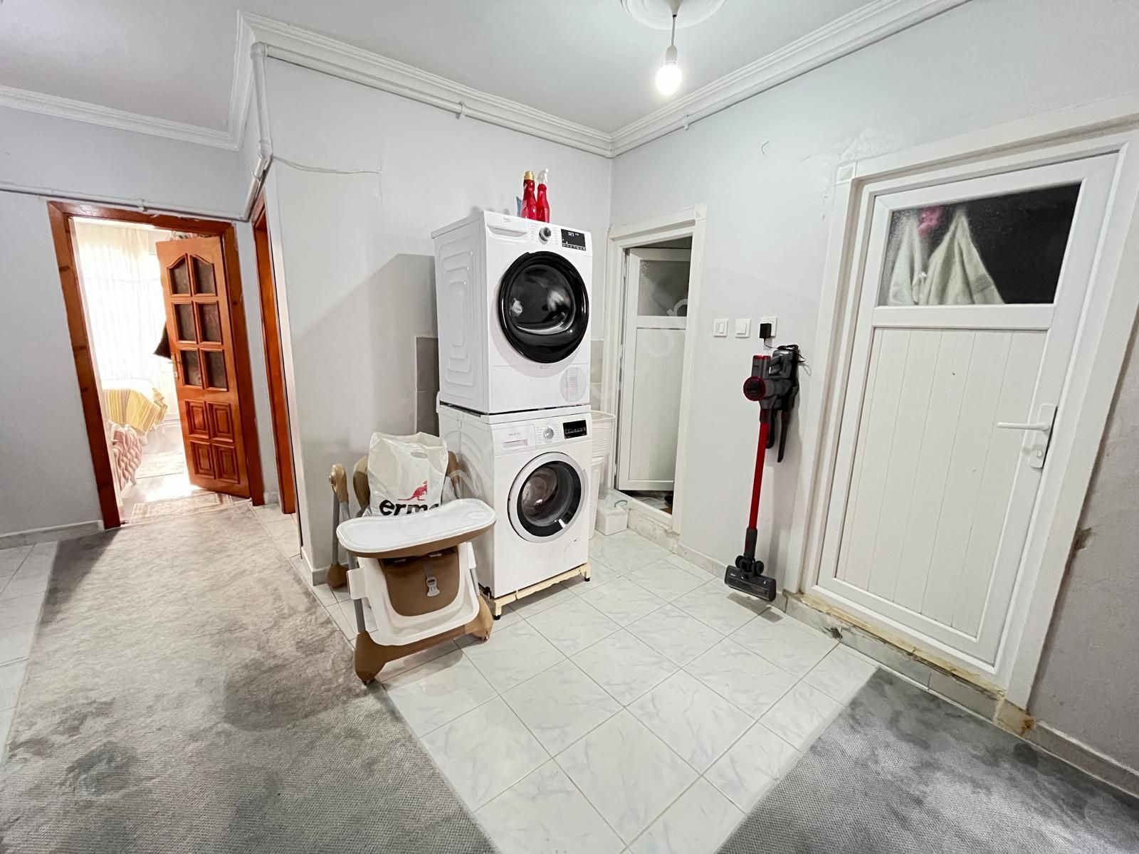 Yusuf Emlaaktan Satılık Daire Kartaltepede 4 Kattakredili - Görsel 16