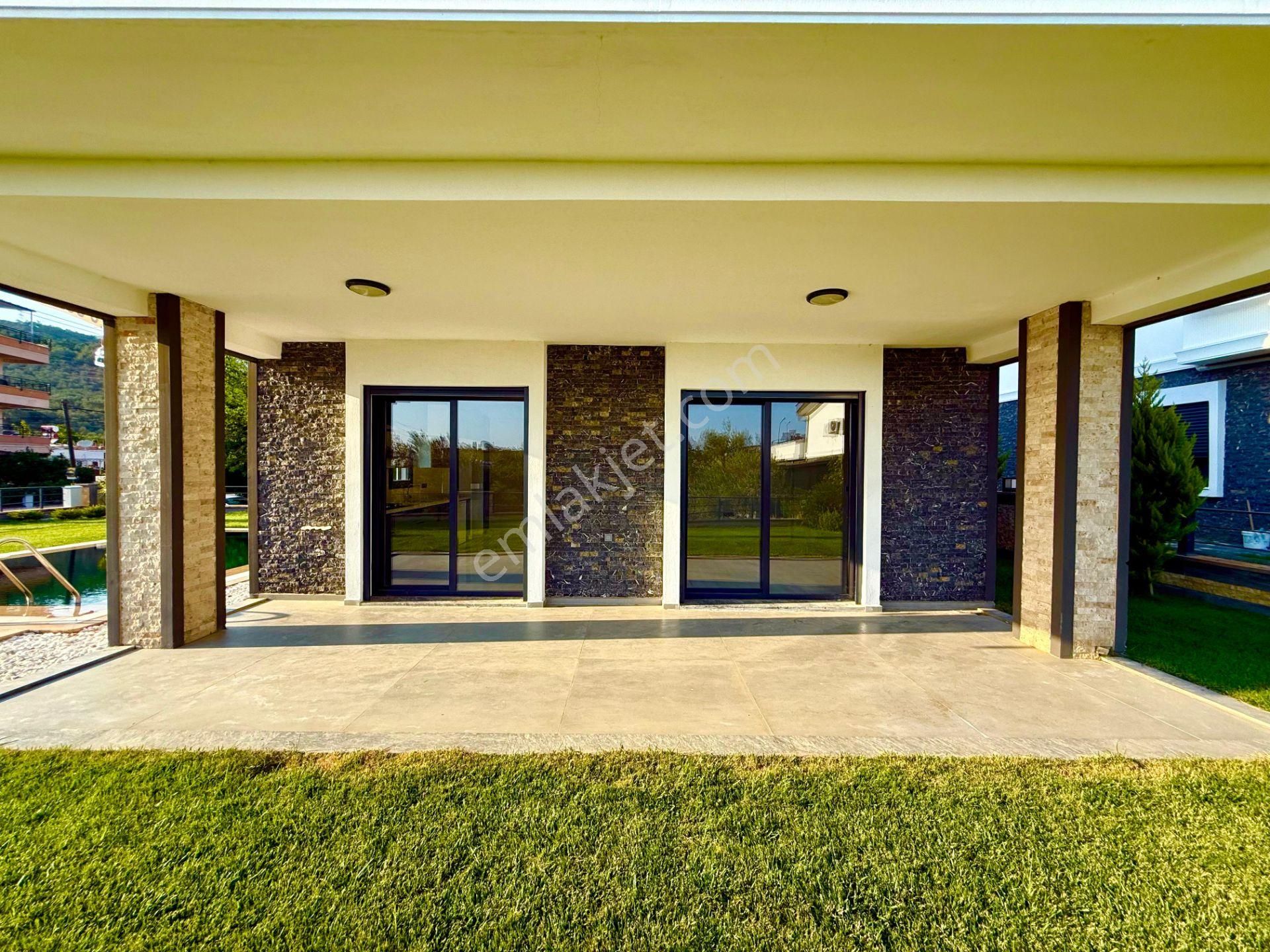 ▶ ▶ Akçay Körfez'den 610 M2 Arsa İçinde Havuzlu 4+1 Tam Bağımsız Villa - Görsel 13