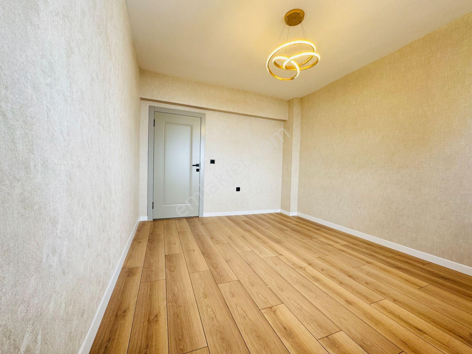 Nam-ak Emlak'tan ▓ Fatih Mah, 4+1 160m² 2 Banyolu Arakat Full Yapılı - Görsel 17