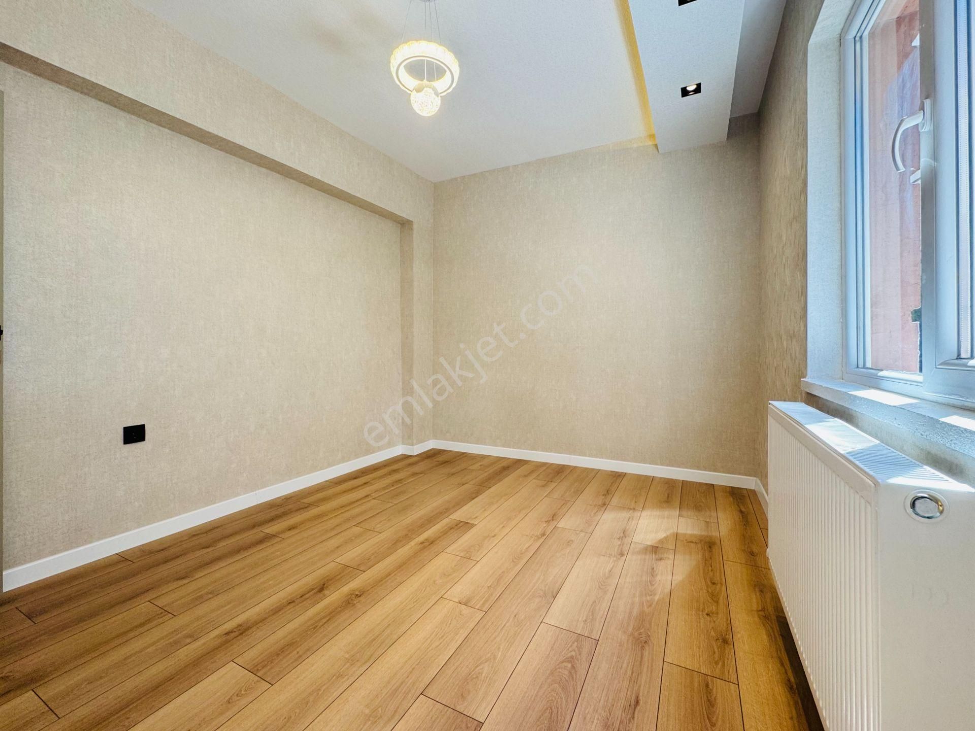 Nam-ak Emlak'tan ▓ Fatih Mah, 4+1 160m² 2 Banyolu Arakat Full Yapılı - Görsel 23