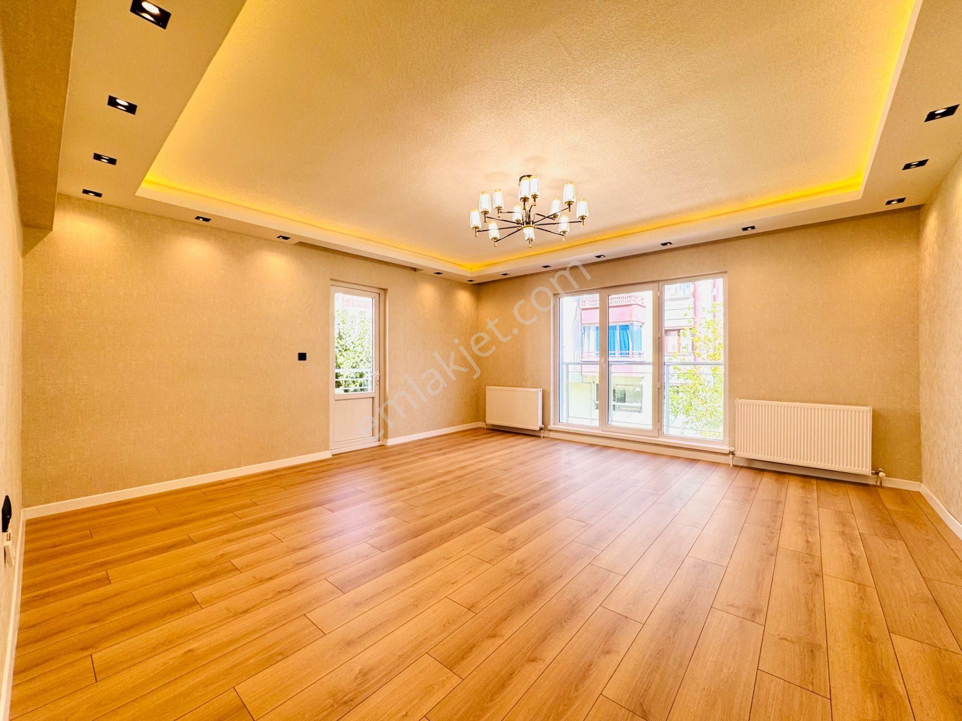 Nam-ak Emlak'tan ▓ Fatih Mah, 4+1 160m² 2 Banyolu Arakat Full Yapılı - Görsel 8