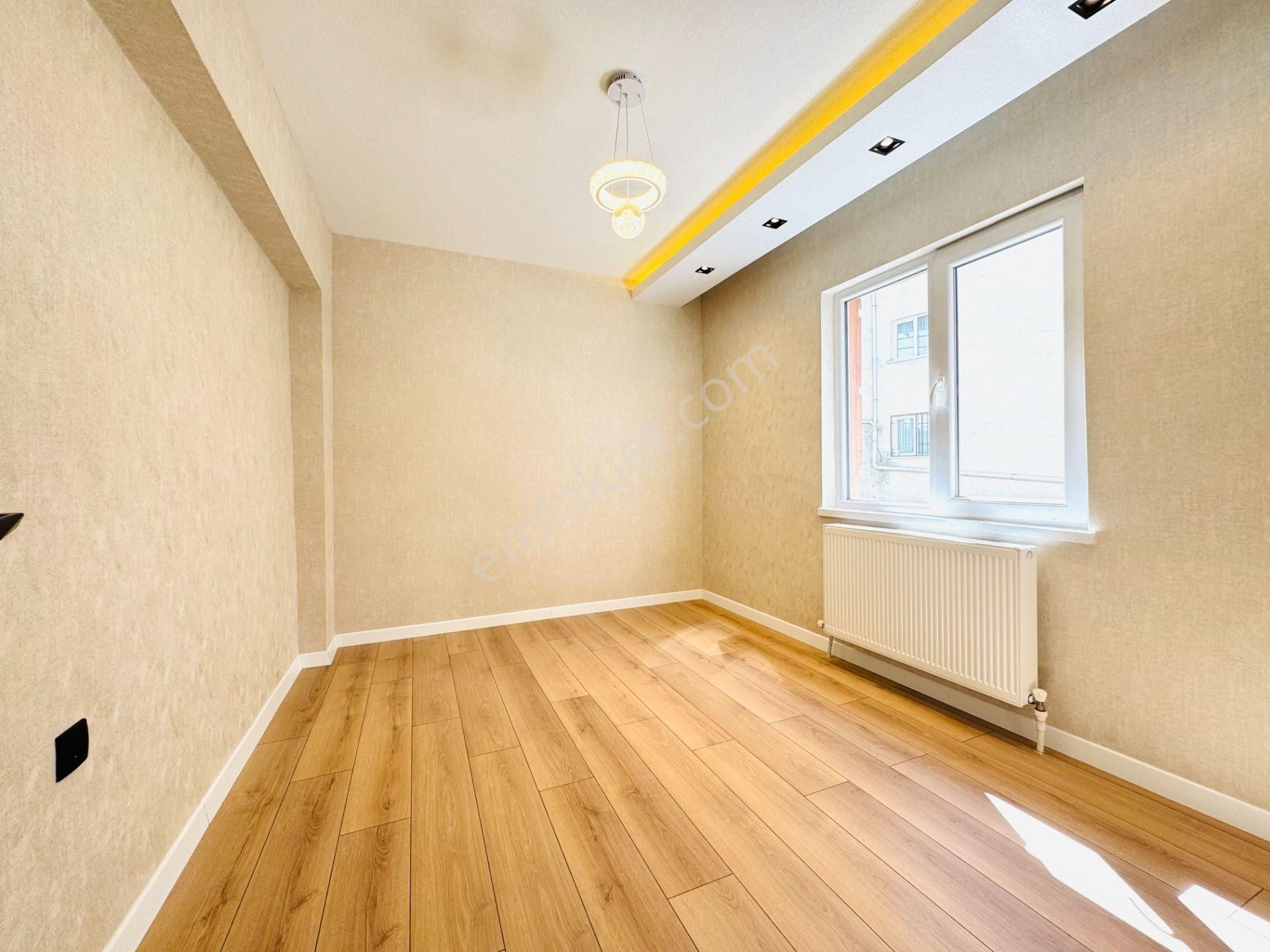 Nam-ak Emlak'tan ▓ Fatih Mah, 4+1 160m² 2 Banyolu Arakat Full Yapılı - Görsel 22