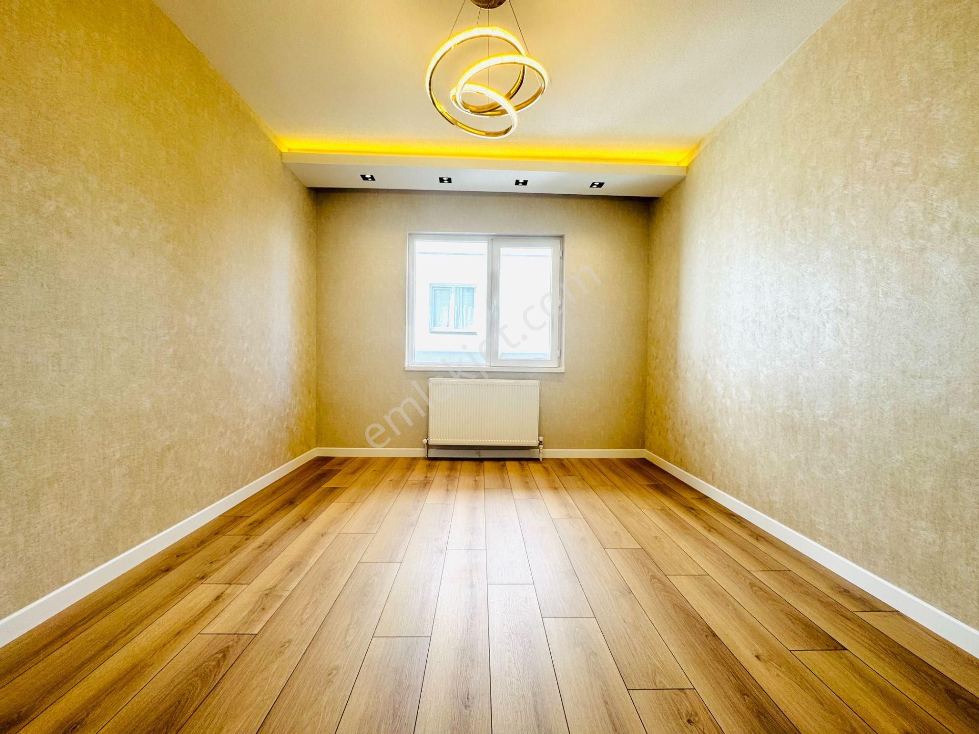 Nam-ak Emlak'tan ▓ Fatih Mah, 4+1 160m² 2 Banyolu Arakat Full Yapılı - Görsel 15