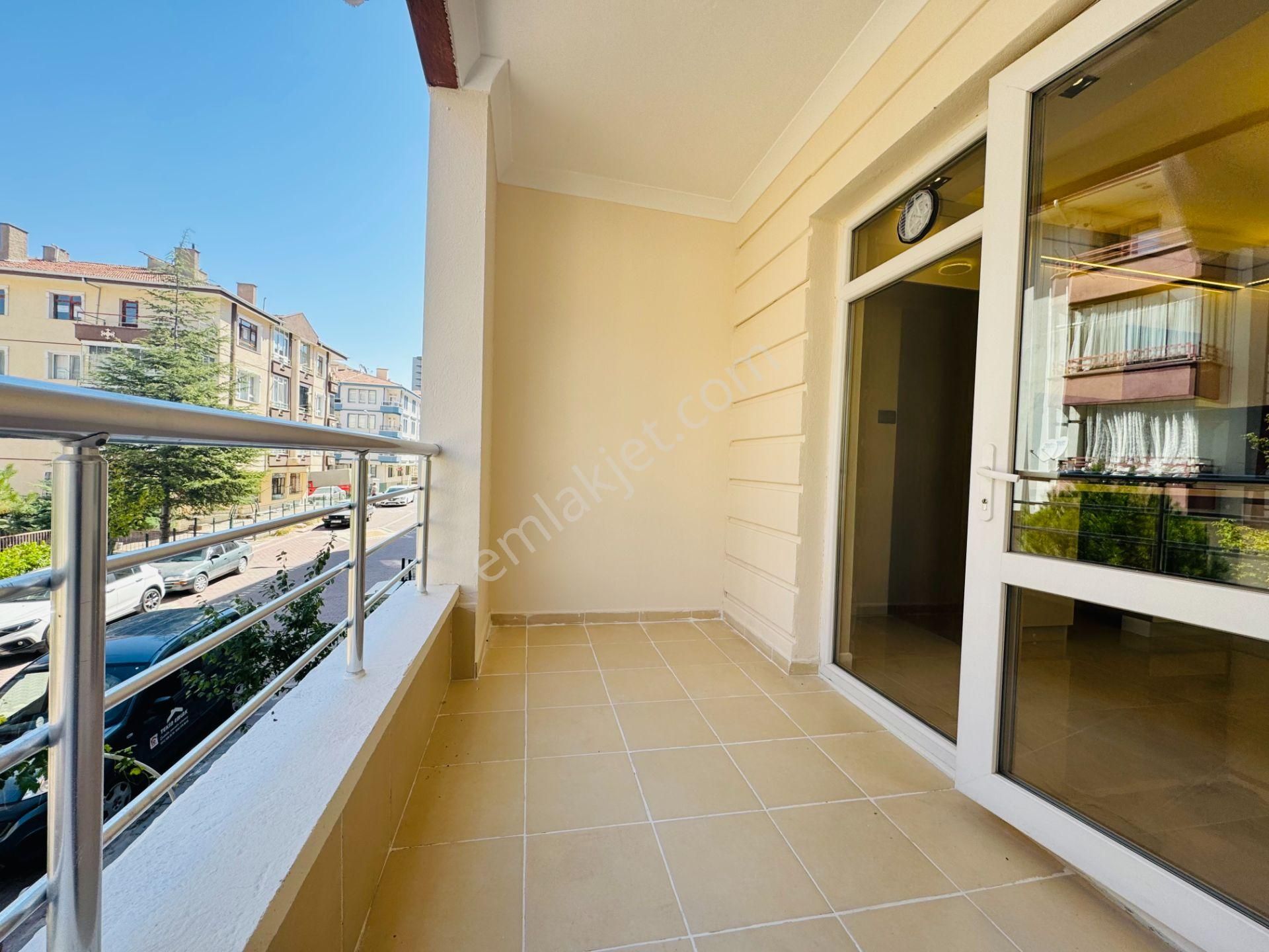 Nam-ak Emlak'tan ▓ Fatih Mah, 4+1 160m² 2 Banyolu Arakat Full Yapılı - Görsel 7