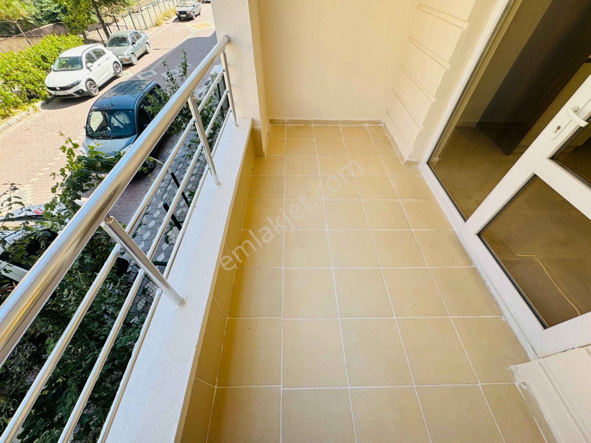 Nam-ak Emlak'tan ▓ Fatih Mah, 4+1 160m² 2 Banyolu Arakat Full Yapılı - Görsel 6