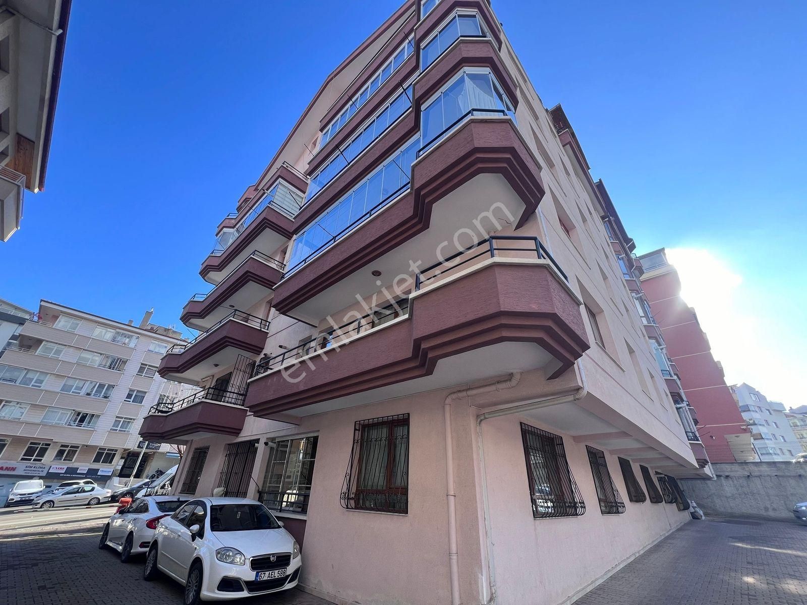 Redstone Castle Çankaya Cevizlidere Mahallesi Satılık 3+1 Daire - Görsel 27