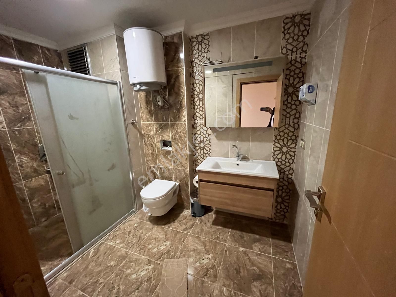 Trabzonda Kiralık 1+1 Eşyalı Daire - Görsel 16