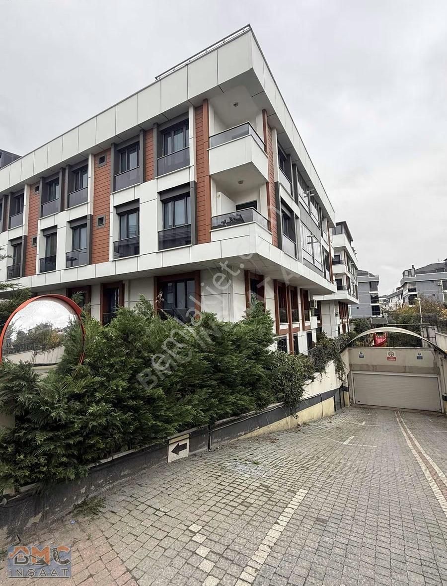 Özsami Konaklarında 2+1 Teraslı Deniz Manzaralı Çatı Katı