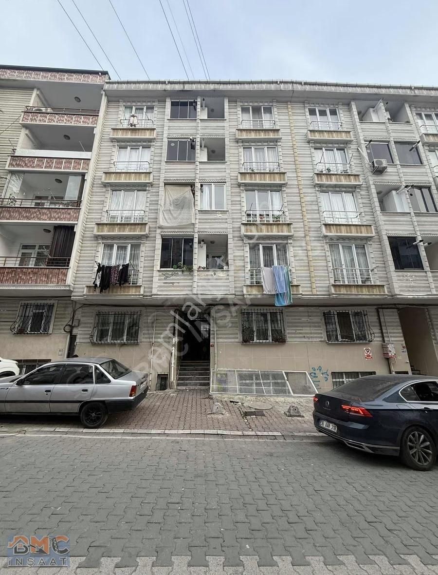 Talatpaşa'da Rıfat Ilgaz Okulu Karşısında 2+1 Çift Balkon