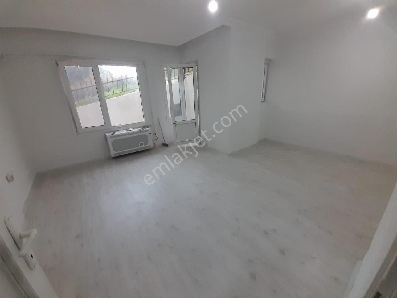 Yasemin Emlaktan Çınarcık Çamlık 2+1 Daire - Görsel 8