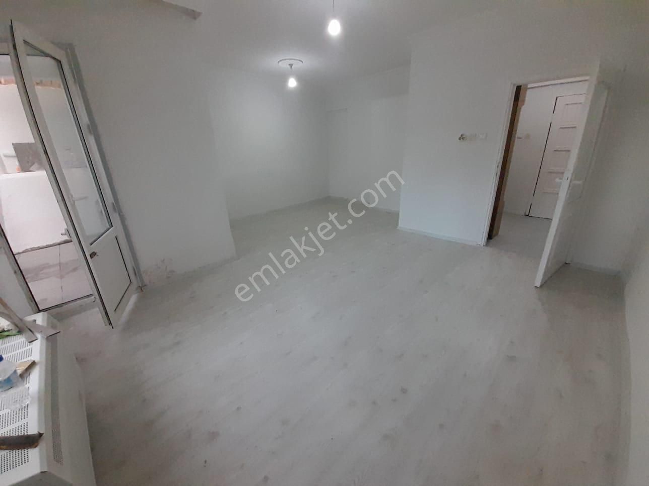 Yasemin Emlaktan Çınarcık Çamlık 2+1 Daire - Görsel 7