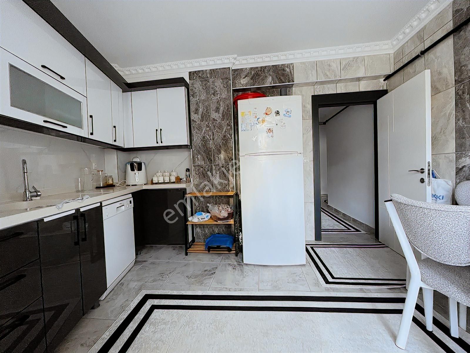 ▄zara▄ Neşet Ertaş Cd Üzeri 3+1 130m² Full Yapılı/iskanlı Daire. - Görsel 32