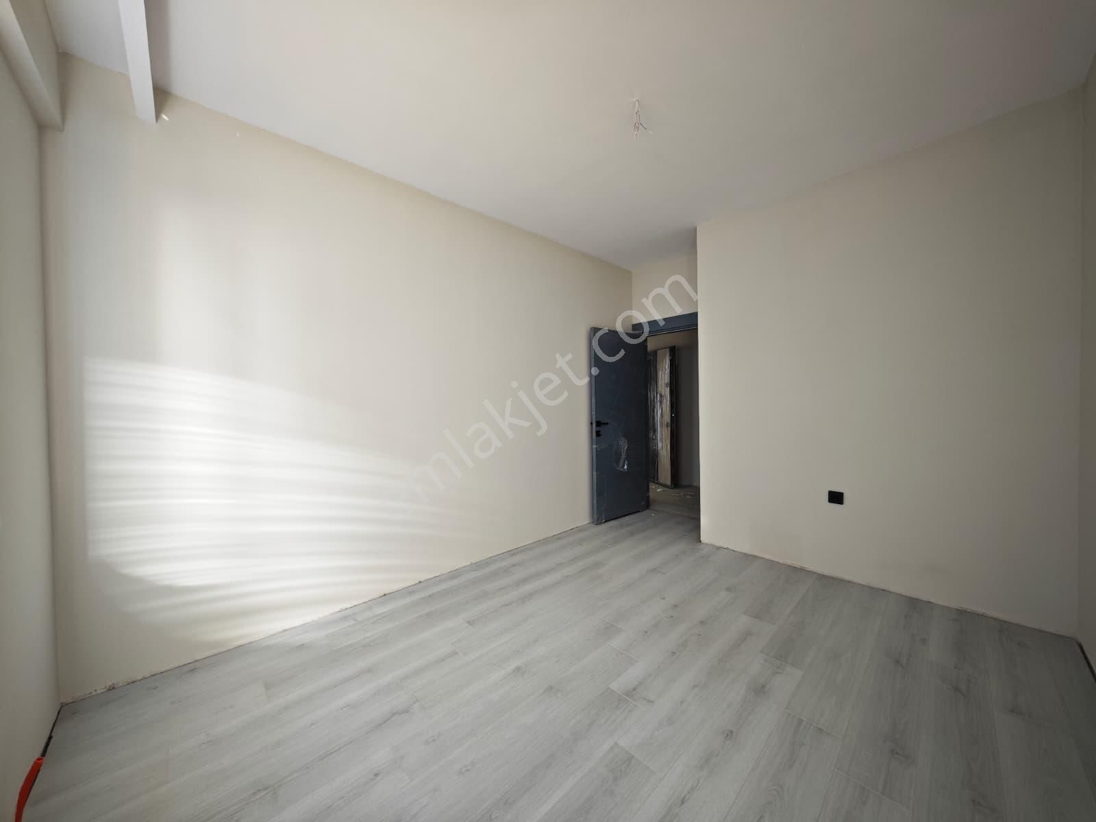 Ekin'de Yüzme Havuzu Yakının'da 2+1 3+1 Satılık Sıfır Daireler !!! - Görsel 19