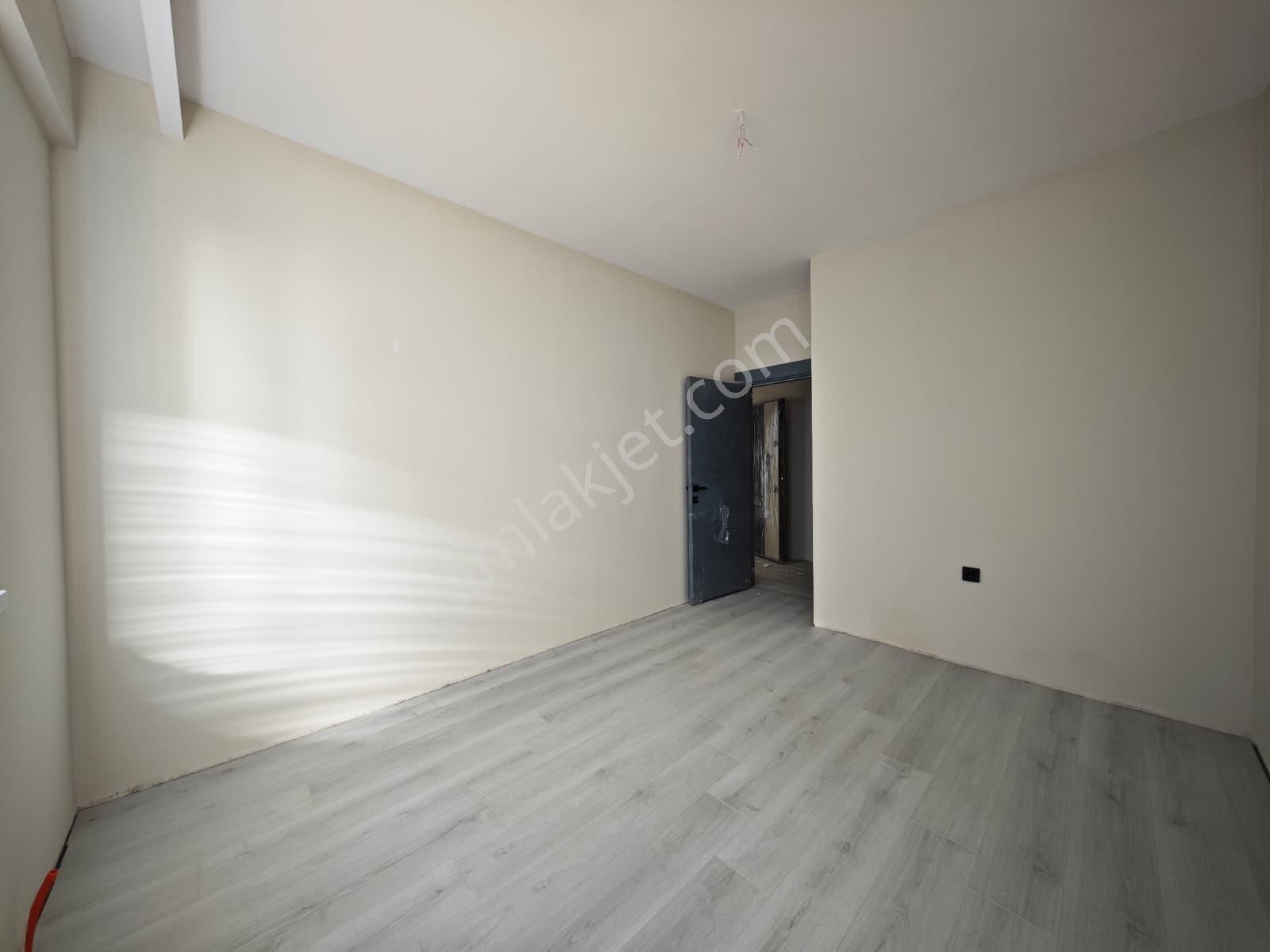 Ekin'de Yüzme Havuzu Yakının'da 2+1 3+1 Satılık Sıfır Daireler !!! - Görsel 17