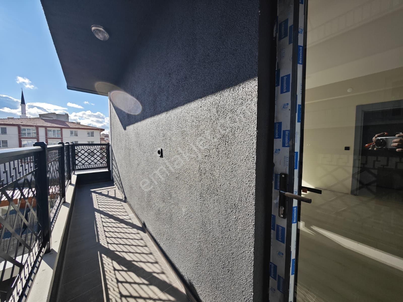 Ekin'de Yüzme Havuzu Yakının'da 2+1 3+1 Satılık Sıfır Daireler !!! - Görsel 21