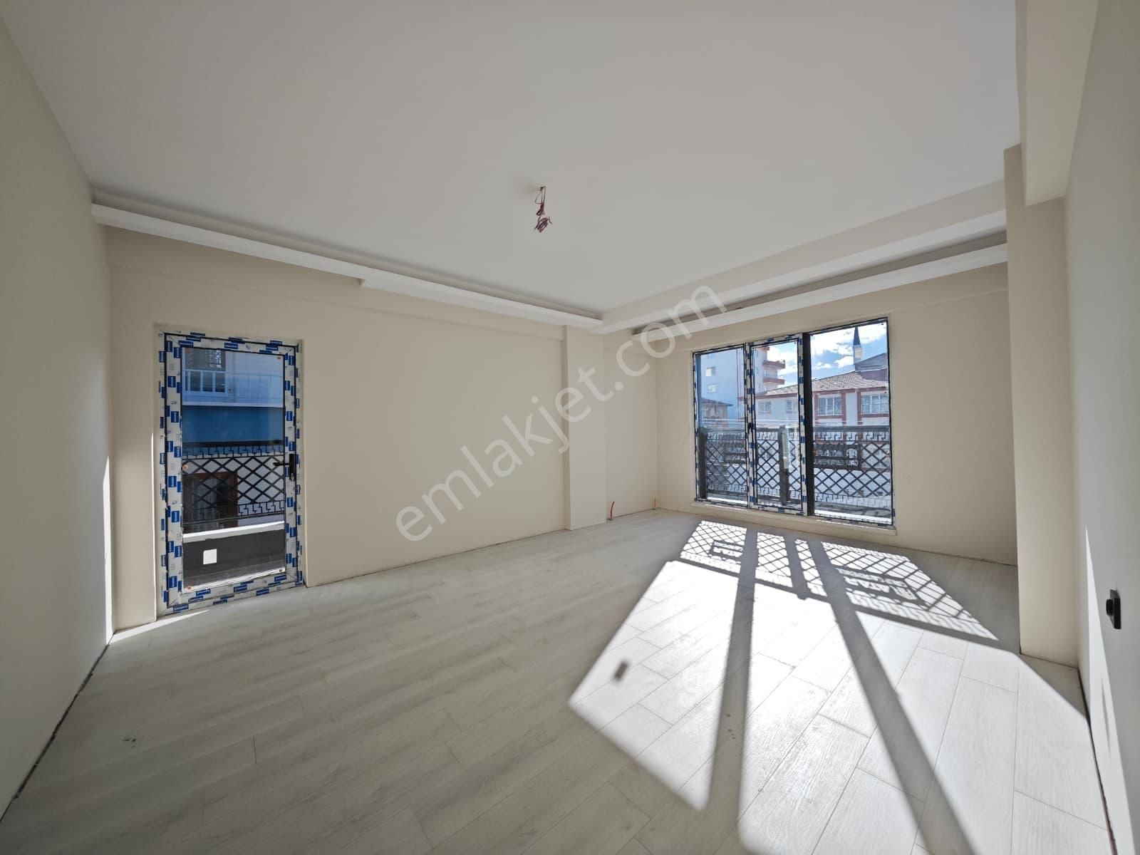 Ekin'de Yüzme Havuzu Yakının'da 2+1 3+1 Satılık Sıfır Daireler !!! - Görsel 8