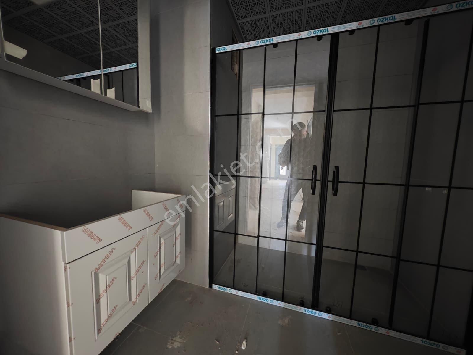 Ekin'de Yüzme Havuzu Yakının'da 2+1 3+1 Satılık Sıfır Daireler !!! - Görsel 24