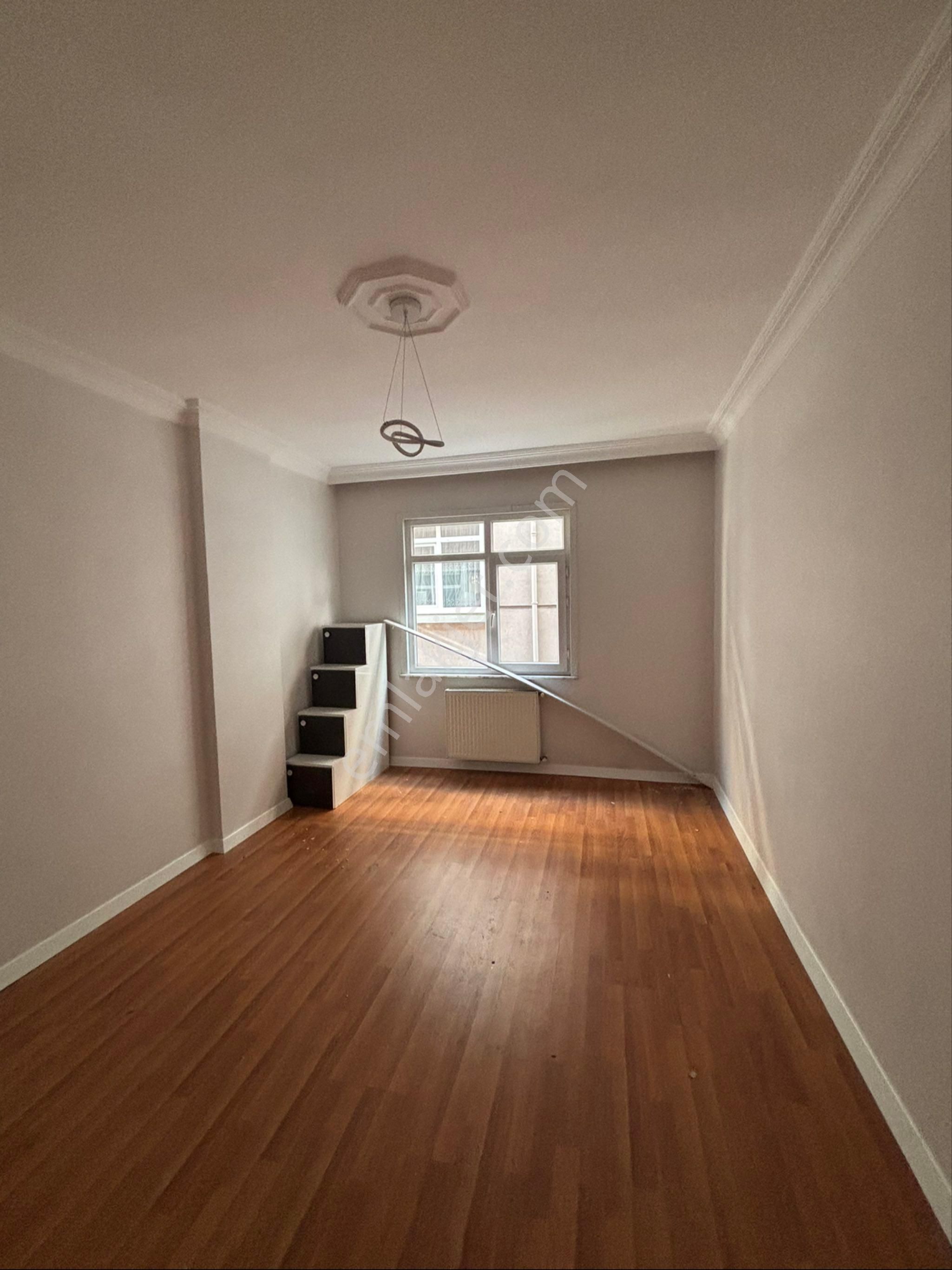 Yeşilkent Mahallesinde Kiralık 2+1 Daire - Görsel 8