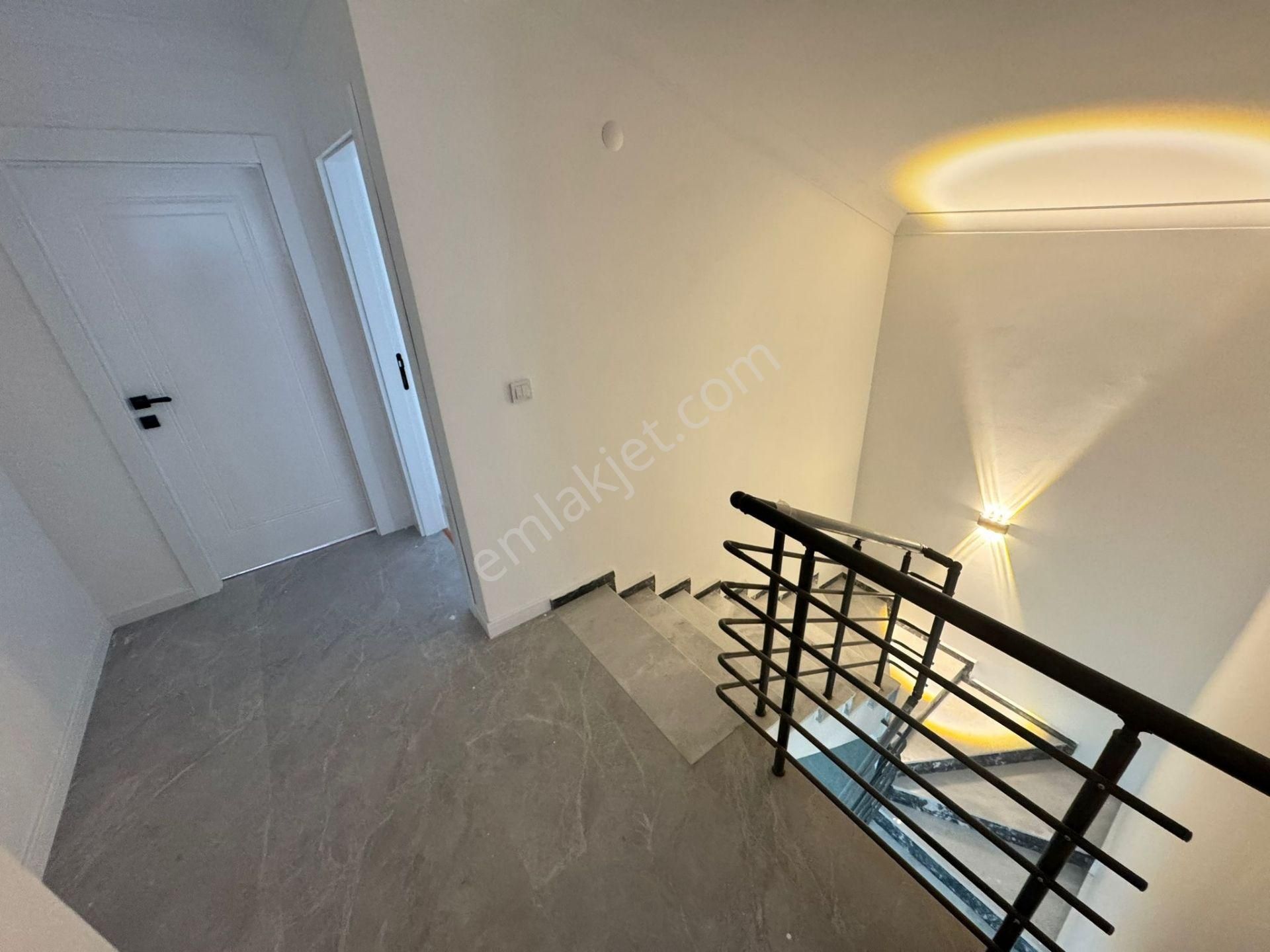 Gata Ve Etlik Şehir Hastanesi Yakını 4+1 Sıfır Binada Asansörlü - Görsel 15