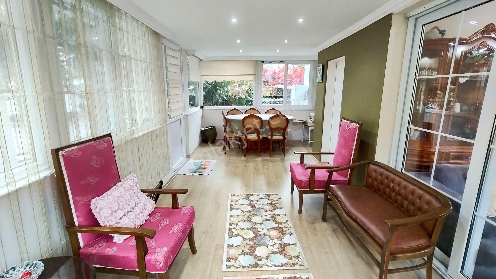 Urla Çeşmealtı Denizli Mah. Satılık 4+1 Villa, Denize 400 Metre - Görsel 5