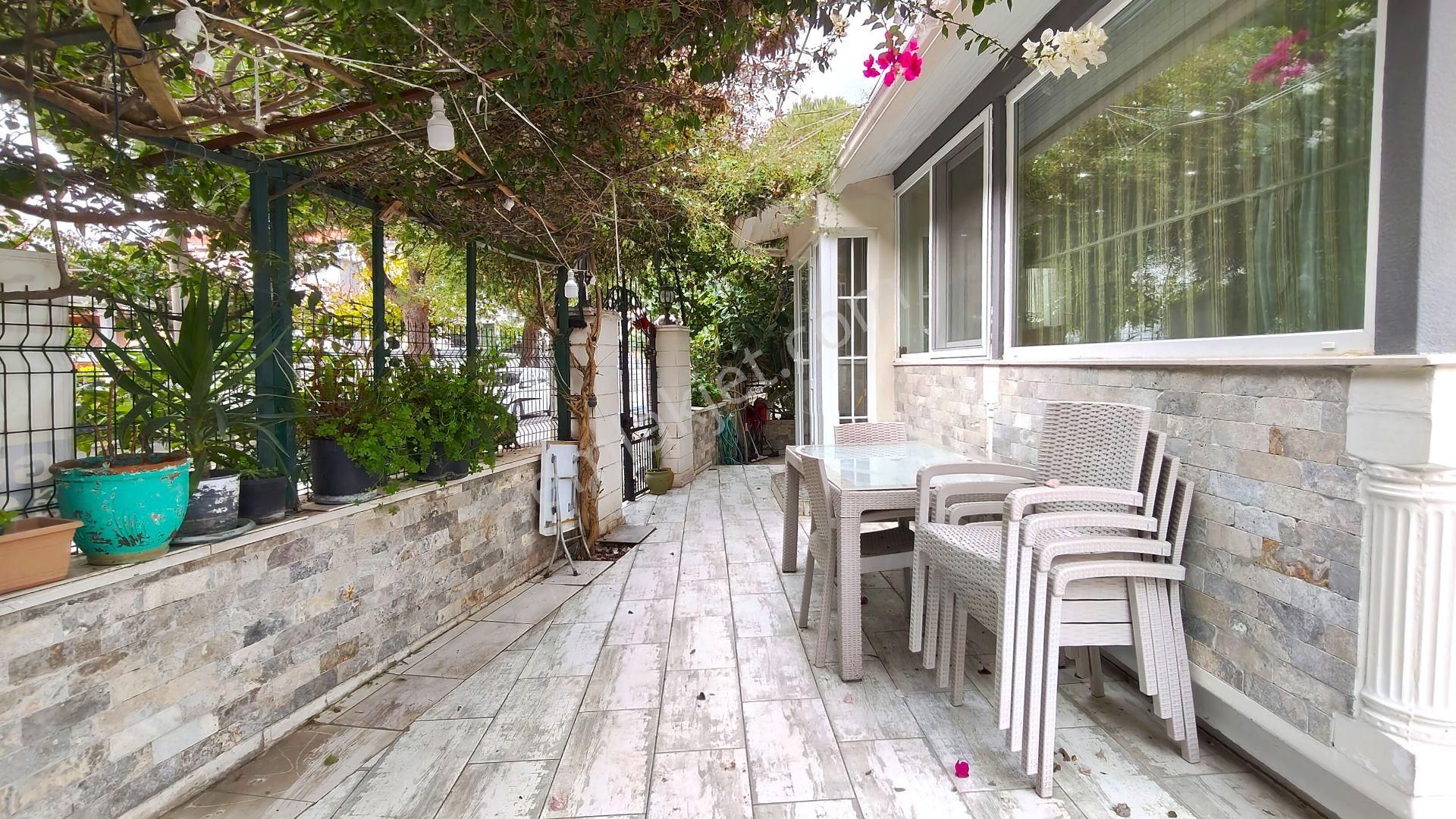 Urla Çeşmealtı Denizli Mah. Satılık 4+1 Villa, Denize 400 Metre - Görsel 3