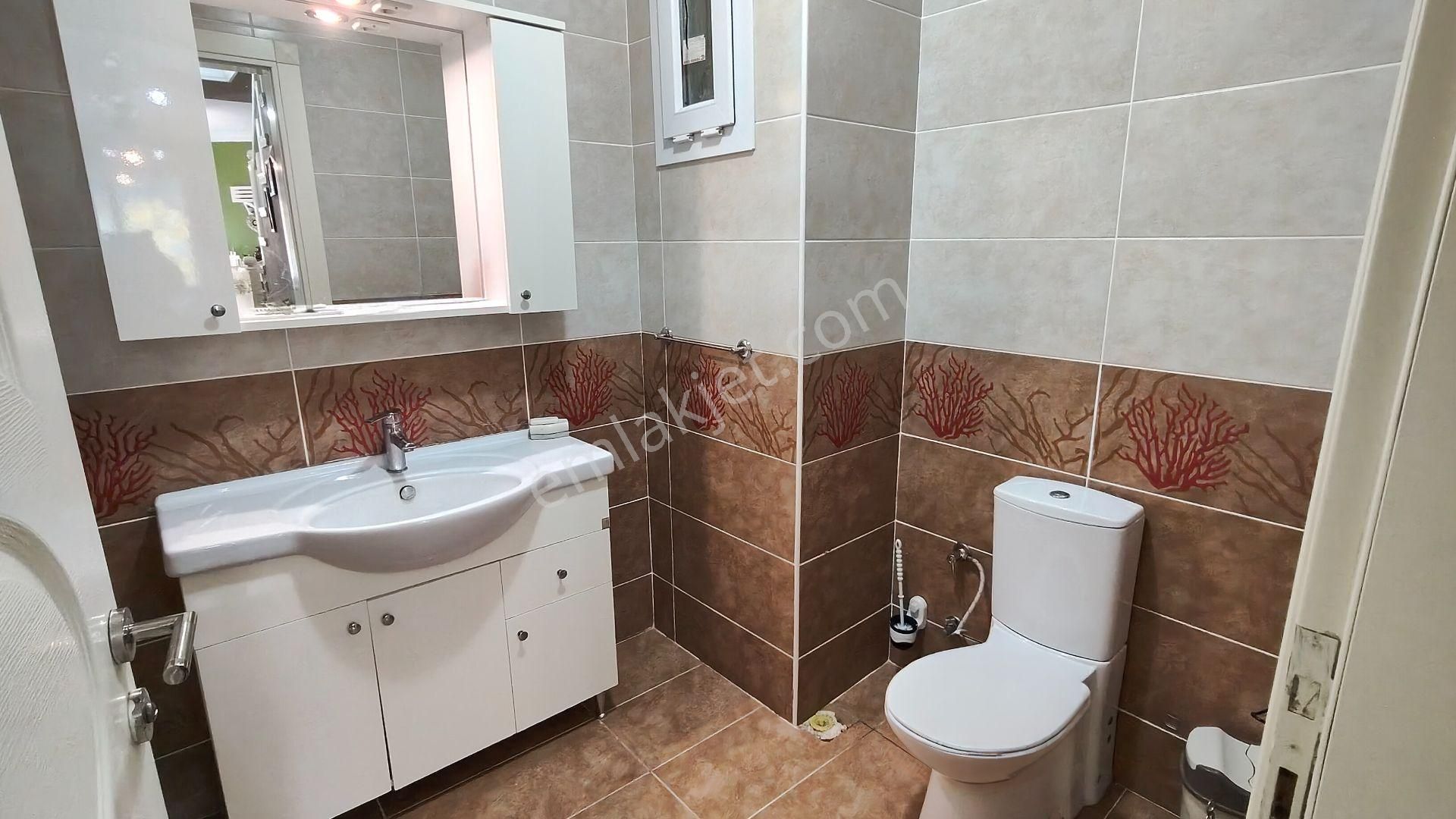 Urla Çeşmealtı Denizli Mah. Satılık 4+1 Villa, Denize 400 Metre - Görsel 14