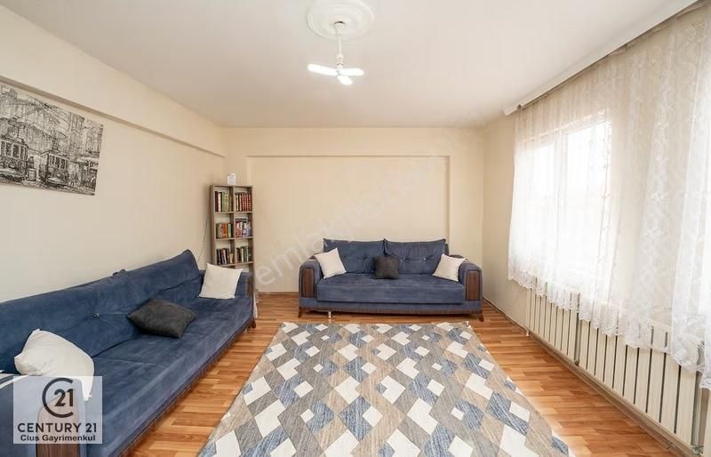 C21 Cius; Eşref Dinçer Yatırımlık 3+1 Satılık Daire