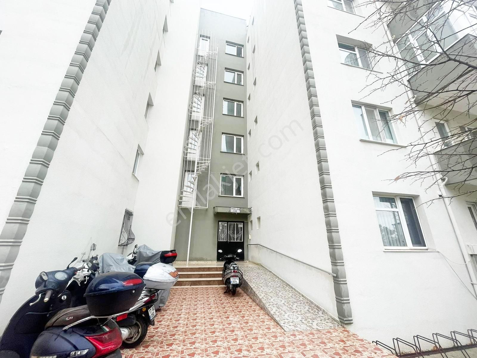 Çanakkale Merkez Esenler Site İçerisinde Satılık 3+1 Daire ! - Görsel 8