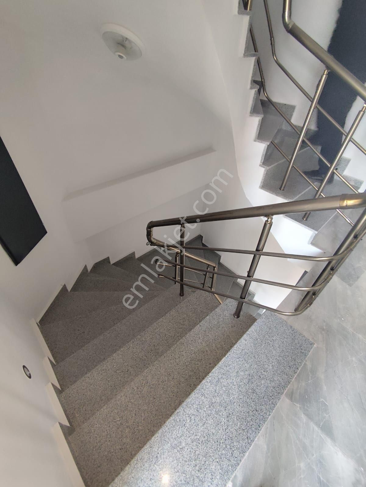 Sazova Mahallesi 280 M2. 5+1 - Görsel 14