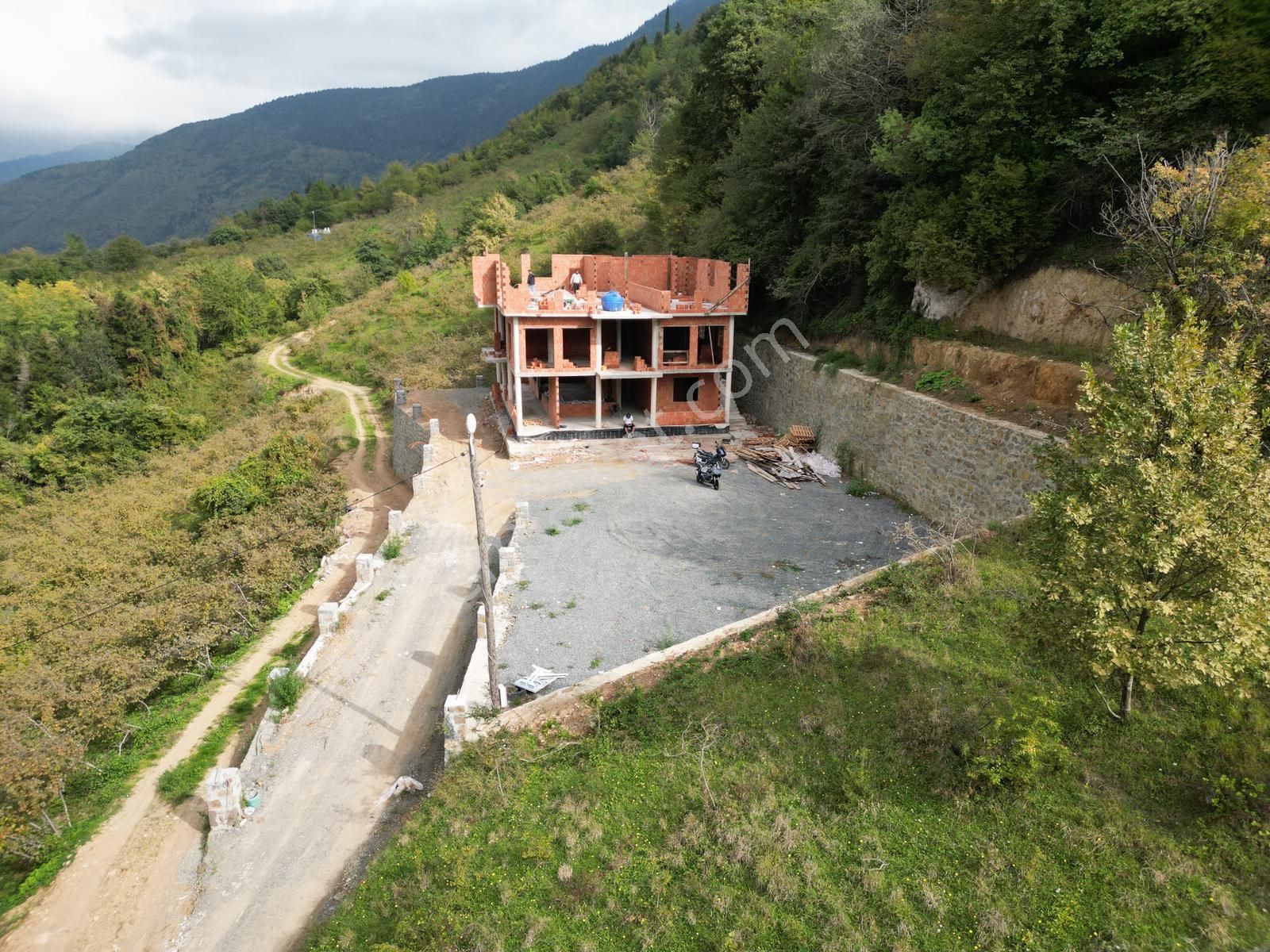 Maçka Akmescit'de 1933 M2 Üzerine Kurulu 650 M2 Satılık Mülk - Görsel 6