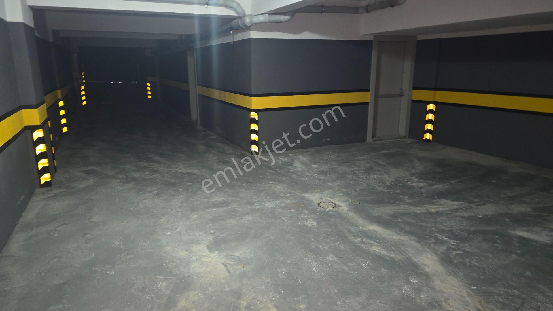 Karşıyaka Sahilde 4+1 130 M² Satılık Yalı Dairesi - Görsel 31