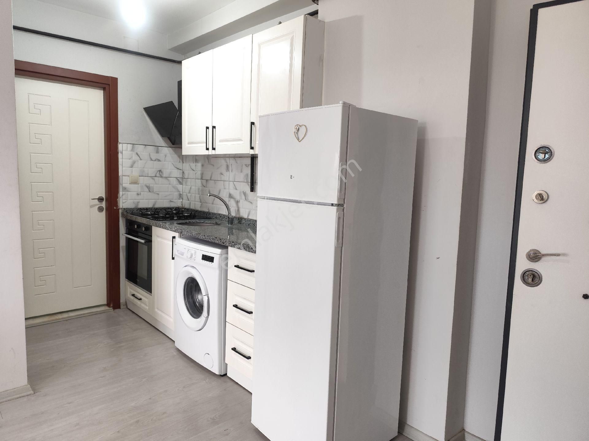 Üniversite Yanında İskanlı 1+1