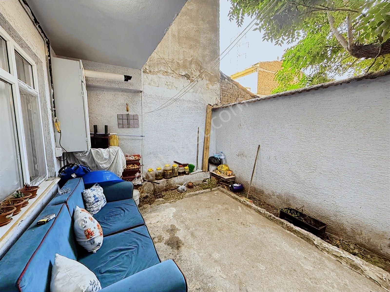 Bm Real Estate Kemerçeşme'de Satılık 2+1 Bahçeli Fırsat Daire - Görsel 2