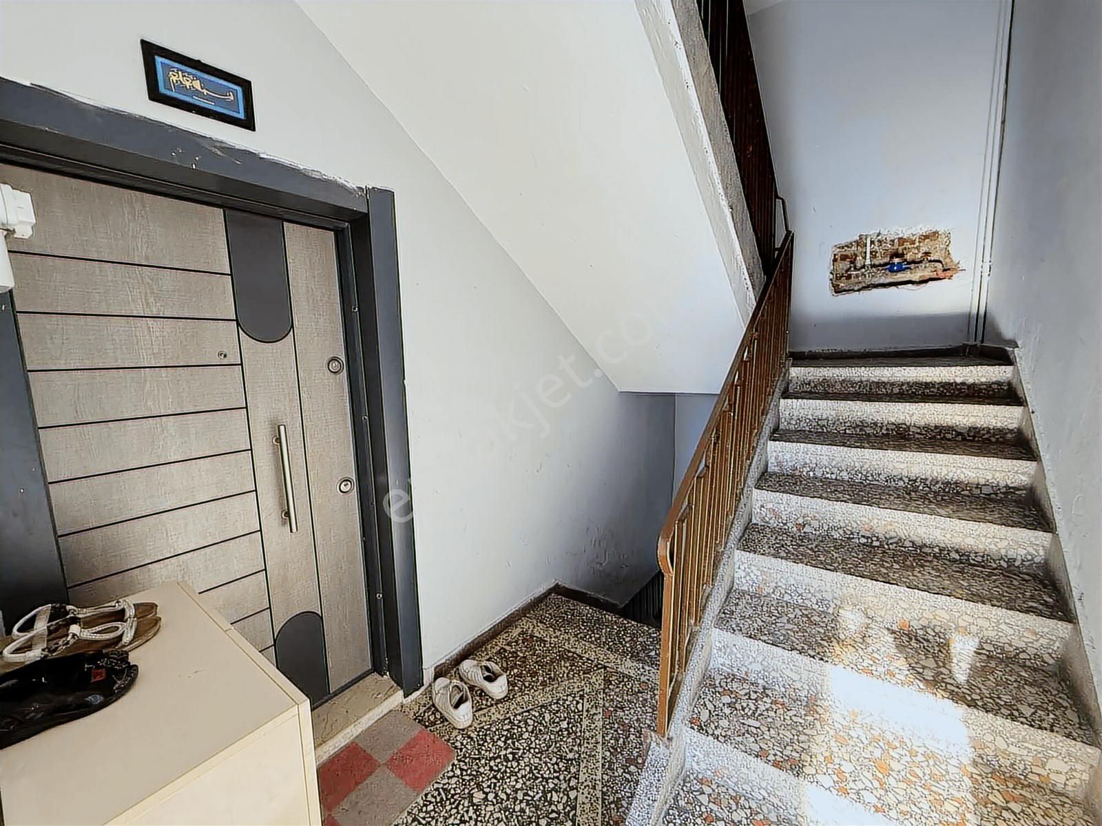 Bm Real Estate Kemerçeşme'de Satılık 2+1 Bahçeli Fırsat Daire - Görsel 4