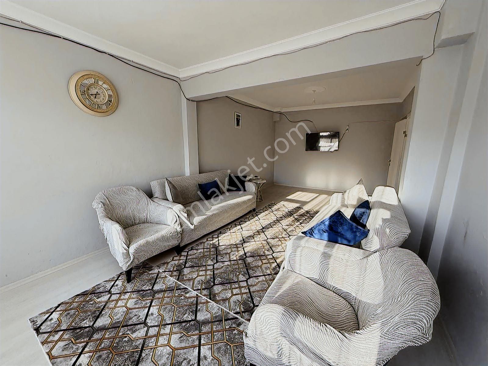 Bm Real Estate Kemerçeşme'de Satılık 2+1 Bahçeli Fırsat Daire