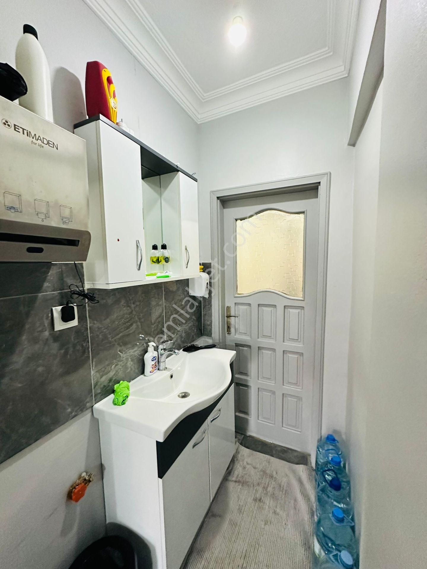 Karapürçek't Cadde Üzerinde Kök Tapu 3.katta 3+1 Satılık Daire !!! - Görsel 18