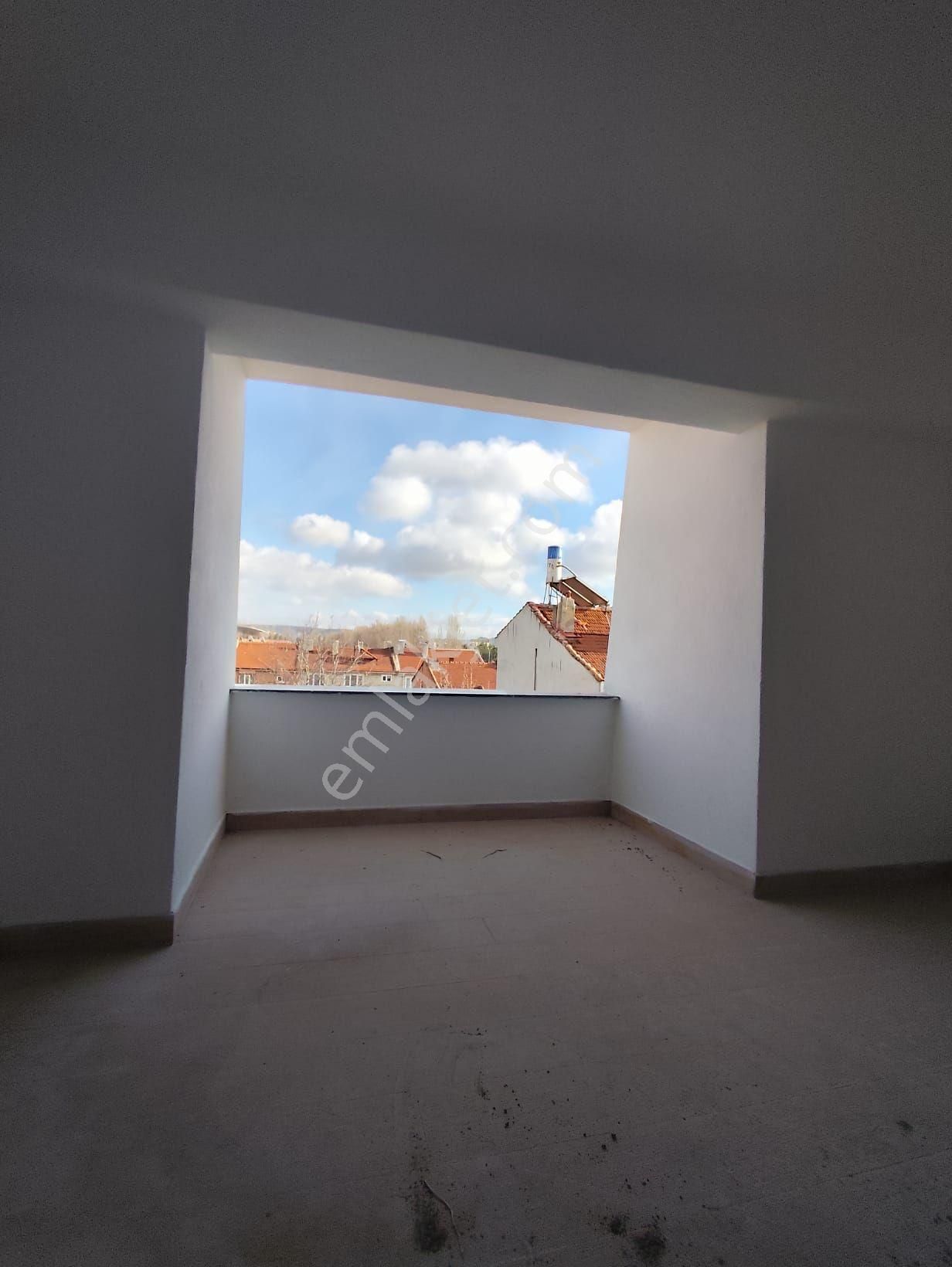 Sazova Mahalles 300 M2 Satılık 5+1 Villa - Görsel 34