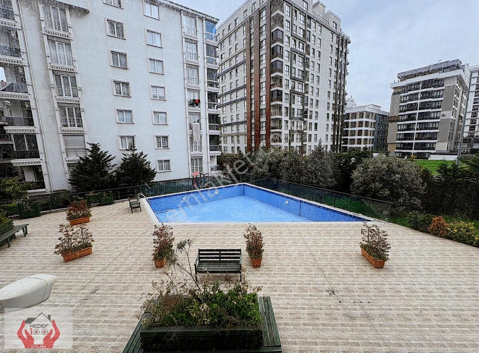 First Class Sitesi Ebeveyn Banyolu Lüks Eşyalı 2+1 Satılık Daire - Görsel 17