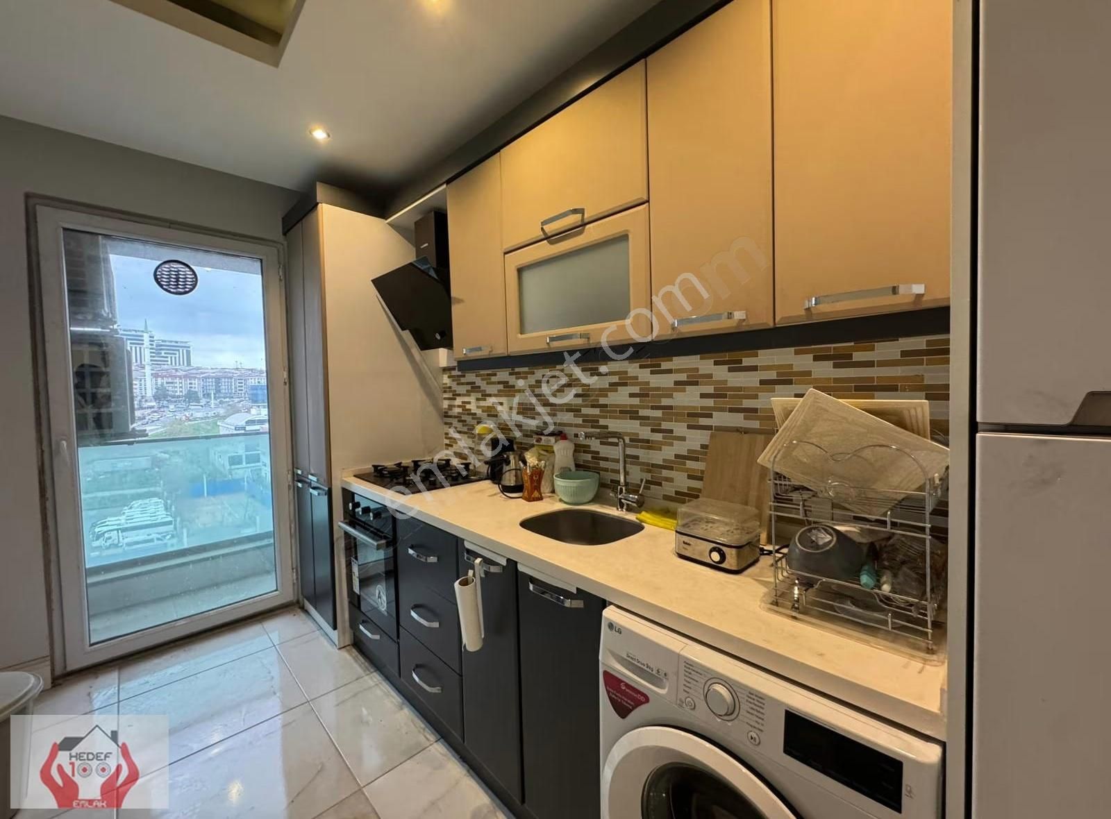 First Class Sitesi Ebeveyn Banyolu Lüks Eşyalı 2+1 Satılık Daire - Görsel 13