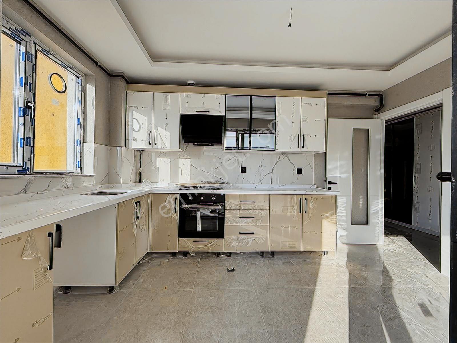 Bakırhan Emlak'tan Teras Balkonlu Y.ısıtma 2+1 Sıfır Kupon Daire