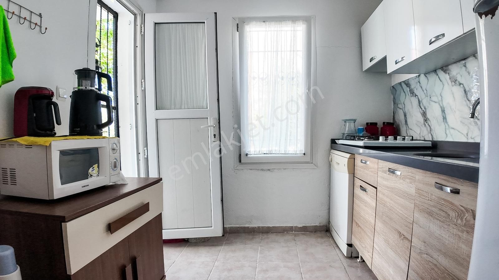 Boğaziçi Gümüşkum Sitesinde Kiralık Müstakil Tripleks Villa - Görsel 18