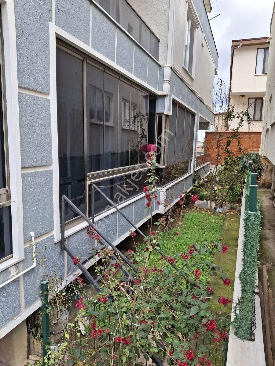 Boğazda Kiralık Eşyalı Daire