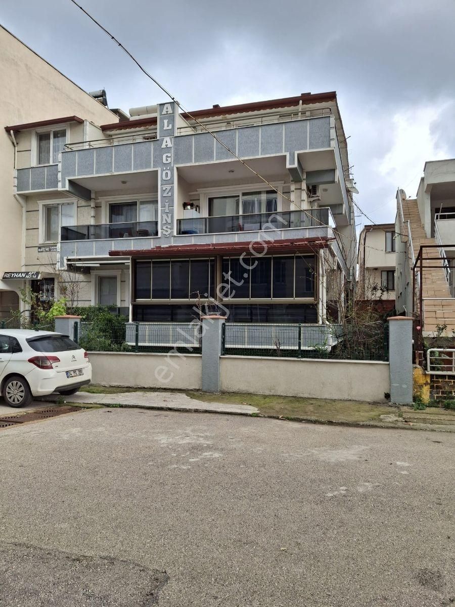 Boğazda Kiralık Eşyalı Daire - Görsel 3