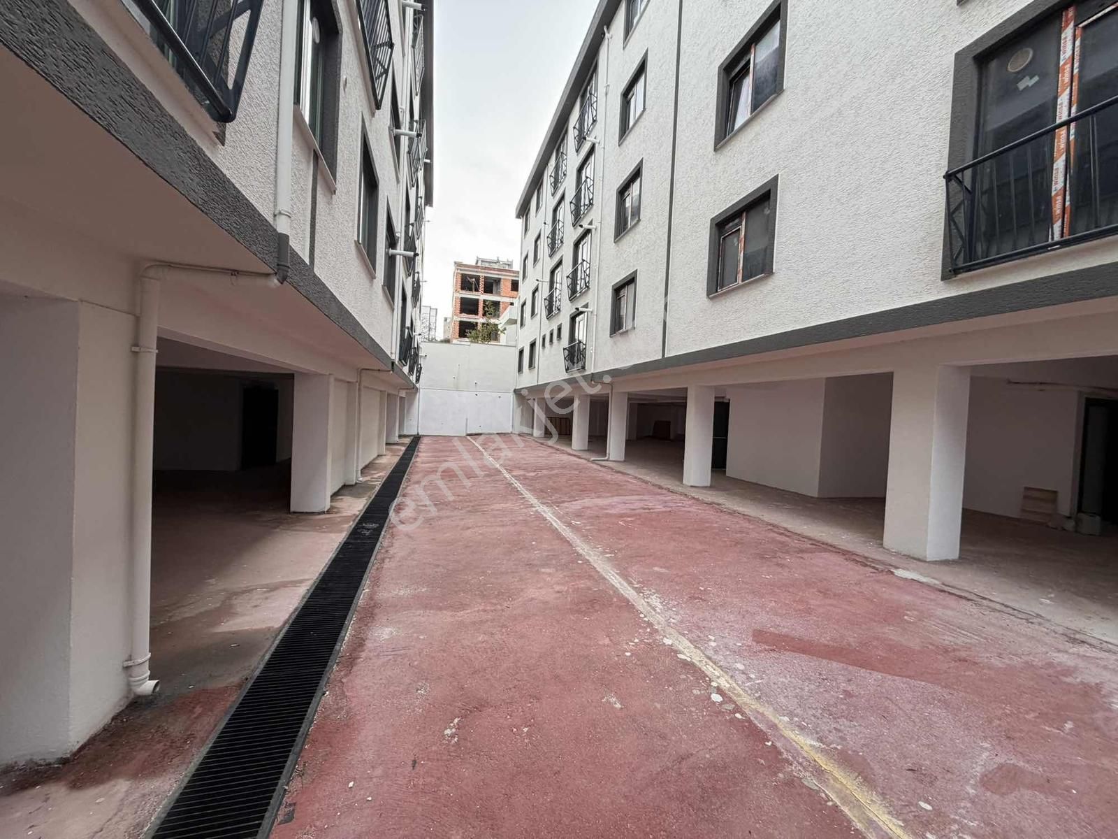 Burcu'dan Yeni Mh. Sıfır Kombi Ve Ankastreli 2+1 Kiralık Daire - Görsel 18